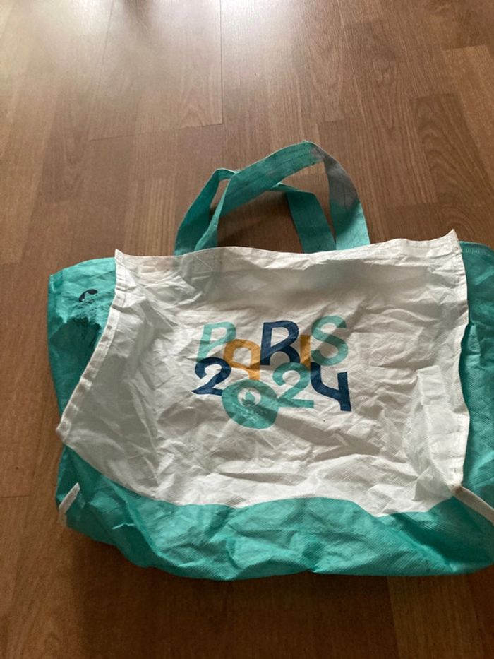 Petit sac de courses Paris 2024