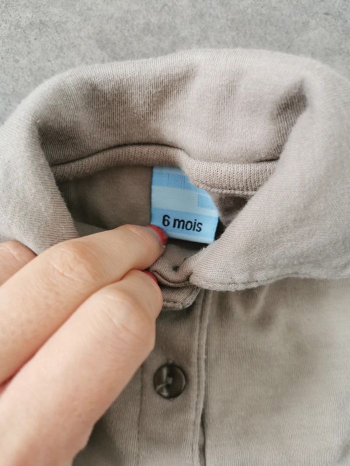 Polo beige 6 mois - photo numéro 2
