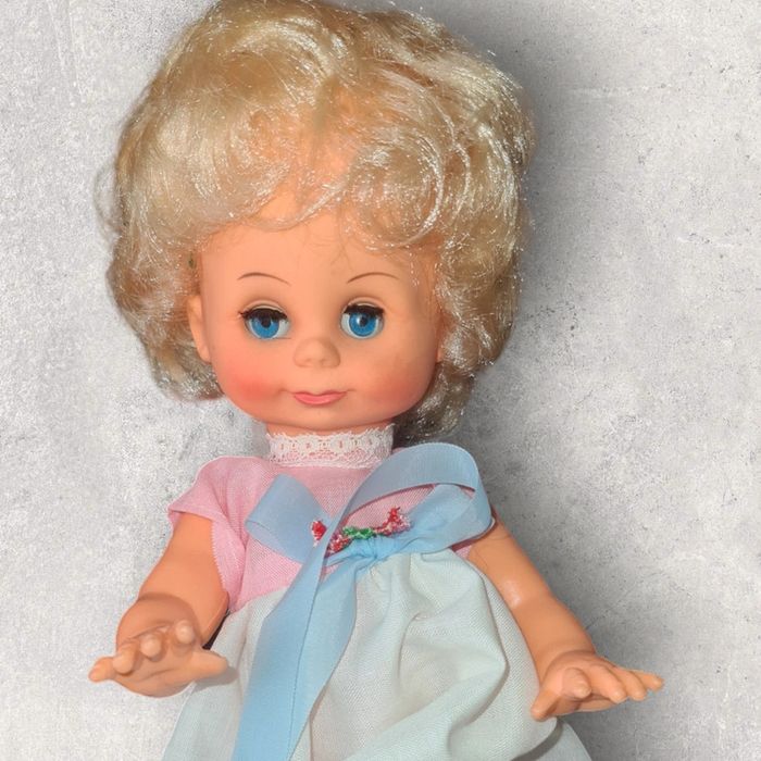 Poupee ARI ancienne Année 70