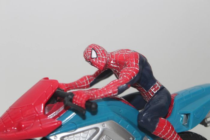 Figurine + Moto Spiderman - Marvel 2007 - photo numéro 2