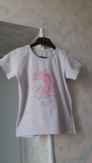 Tee-shirt fille 7-8 ans