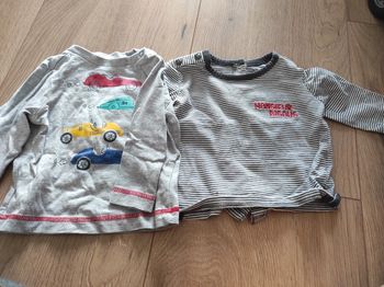 Lot de deux pulls fin 3 mois