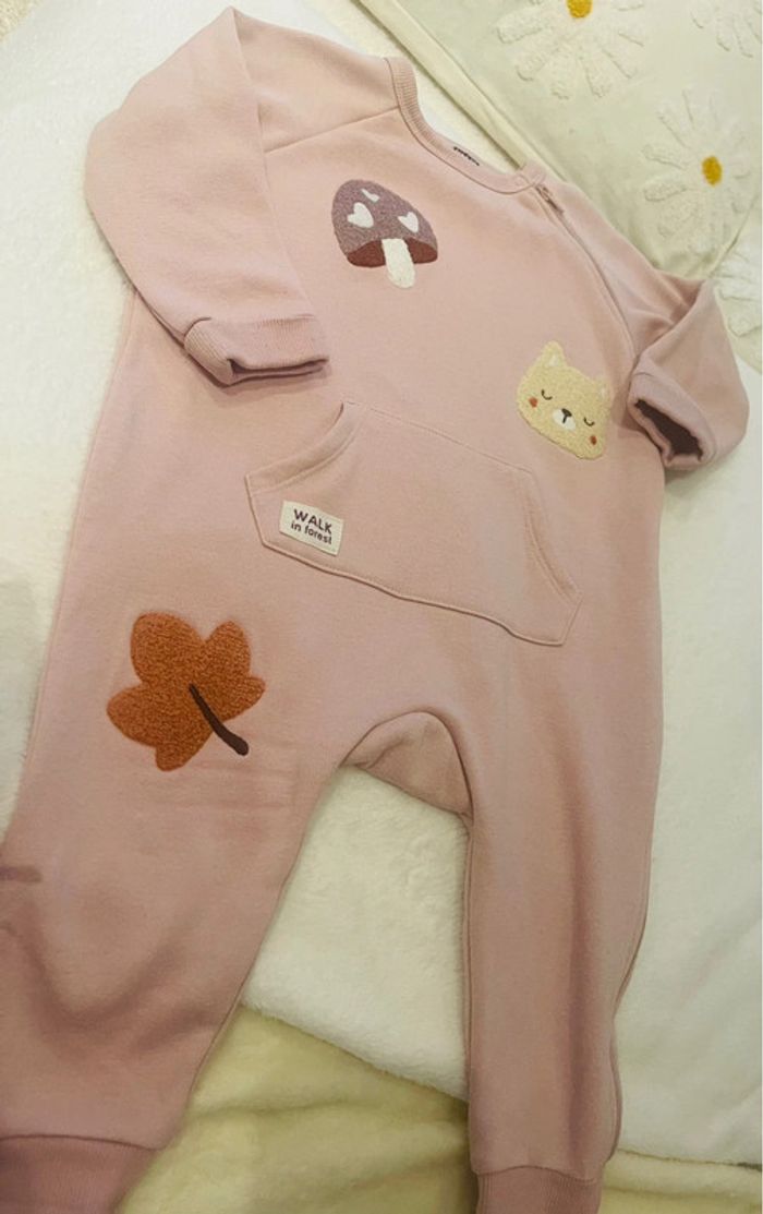 Pyjama rose avec fermeture éclaire 18 mois 86cm 11kg Kiabi - photo numéro 2