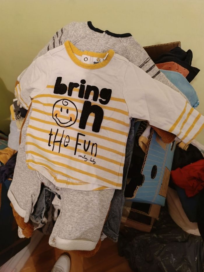 Lot vêtements - photo numéro 3