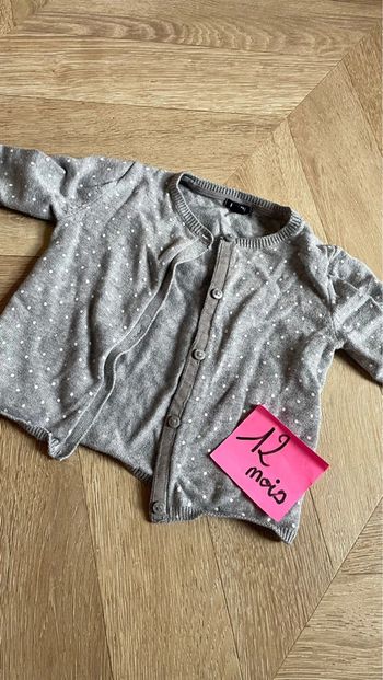 Gilet taille 12 mois