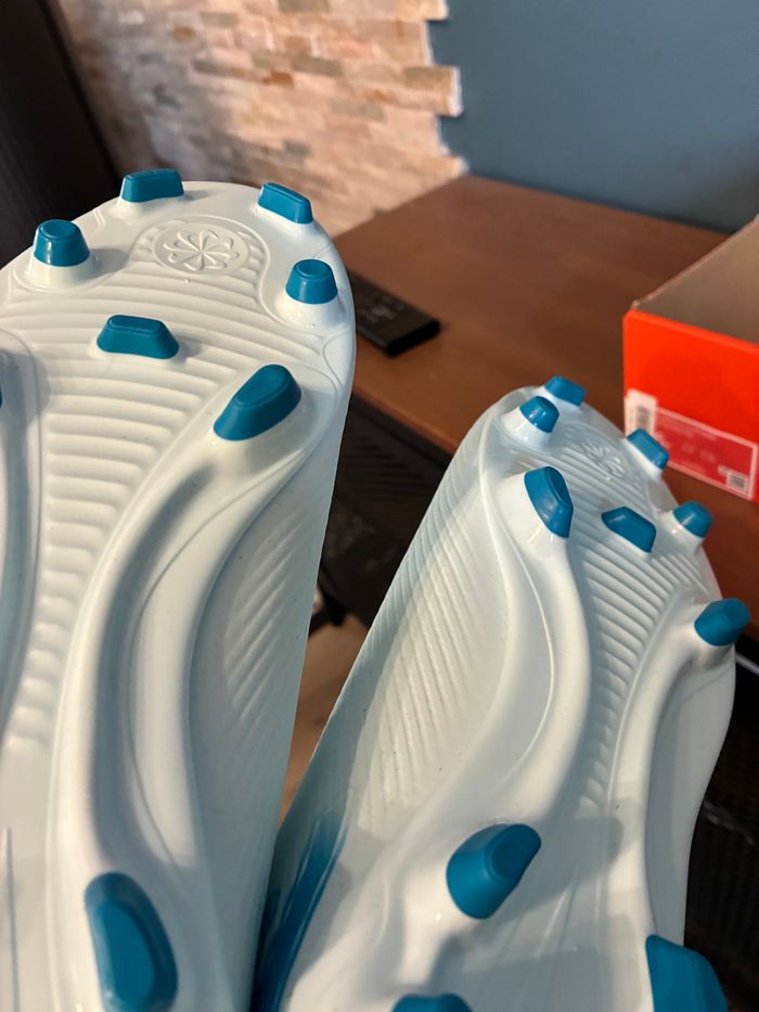 Nike vapor 16 club FG/MG, chaussure de foot pointure 38,5 - photo numéro 6