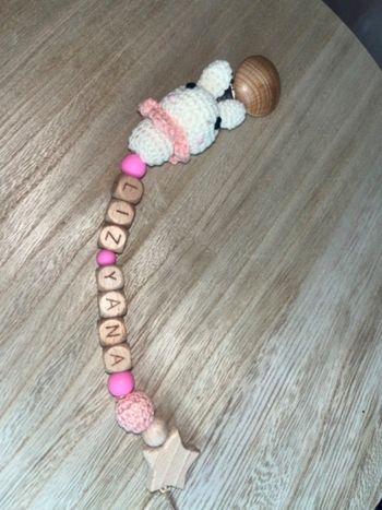 Attache tétine personnalisé