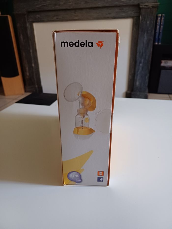 Tire-lait électrique mini electric de chez Medela neuf - photo numéro 2