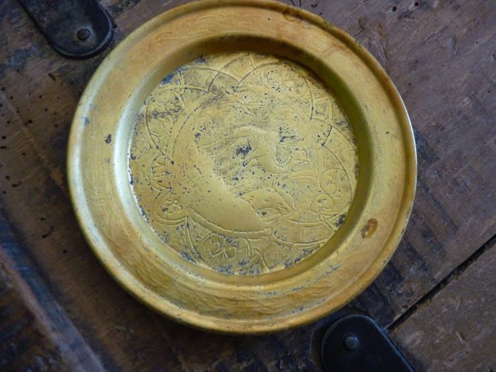 plateau rond en laiton doré veritable assiette marocaine TBE - photo numéro 2