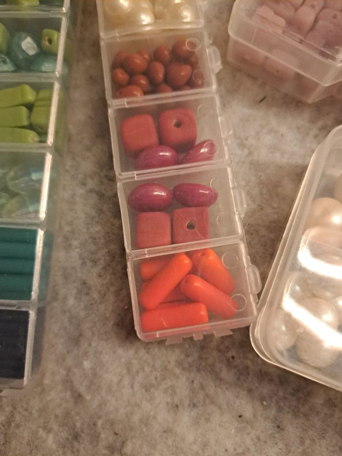 Lot de perles avec boîte - photo numéro 8