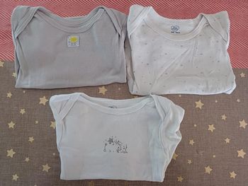 Lot de body 3 ans