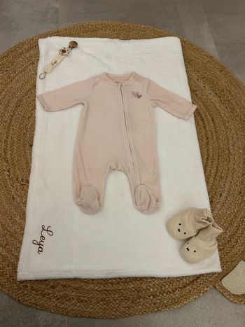 Pyjama bébé fille rose parfait état 3 mois