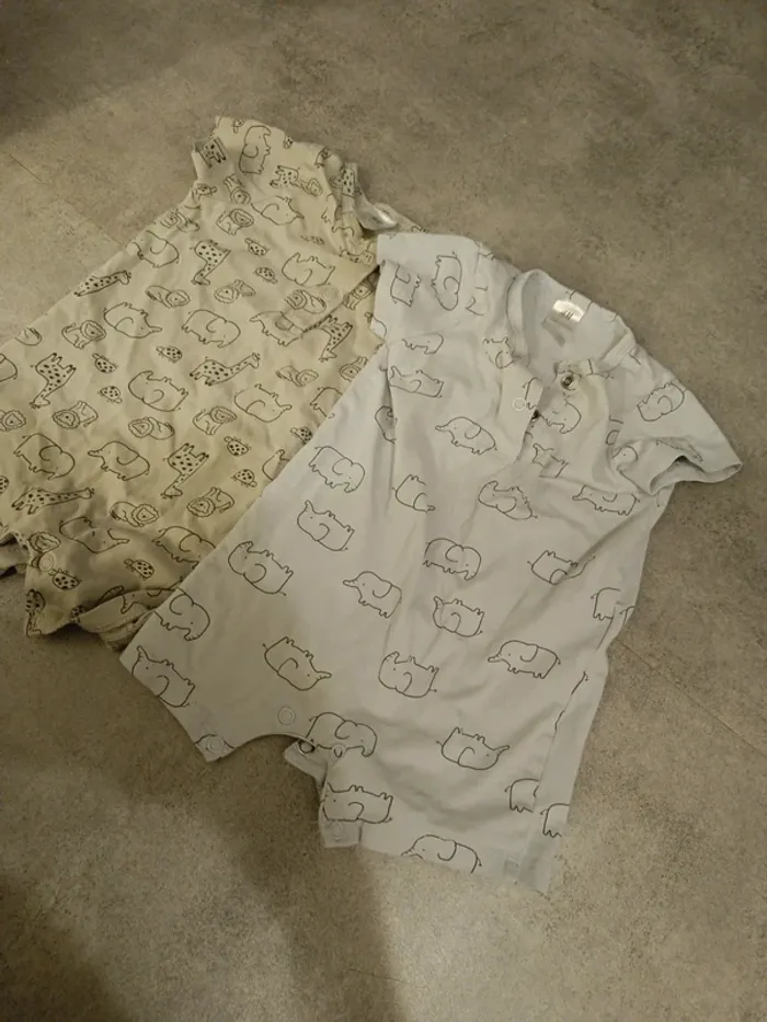 Lot de 2 Barboteuses H&M éléphant bleu et vert 68cm