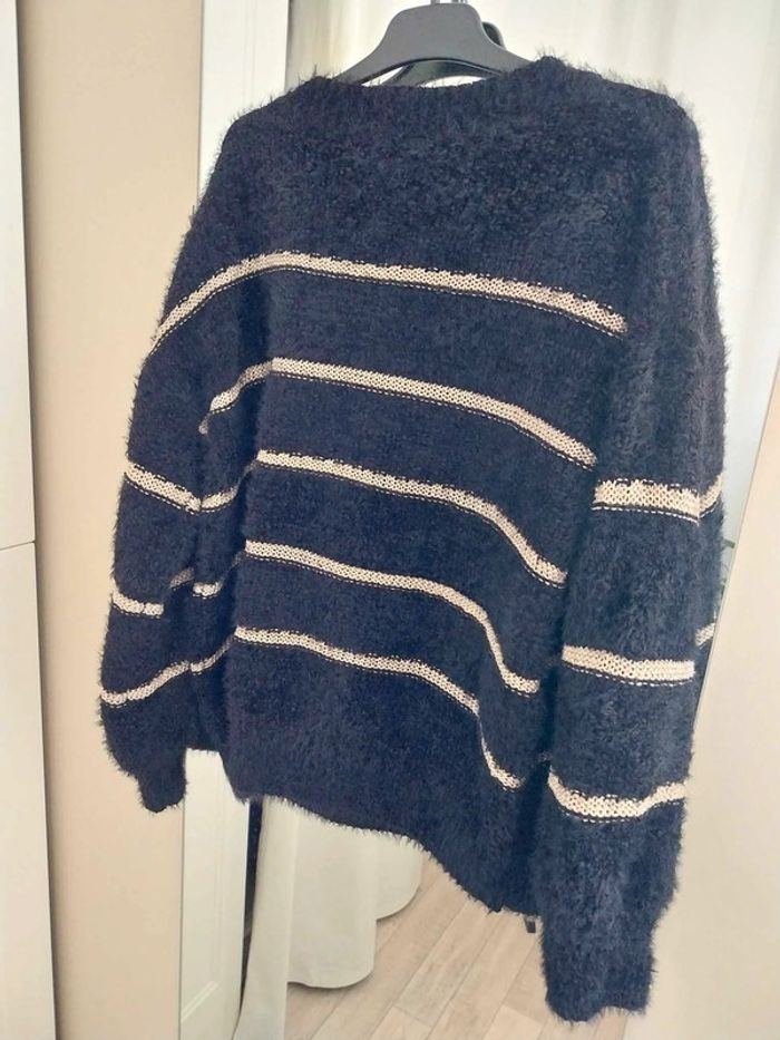 Pull noir et dore Damart T38/40 - photo numéro 8