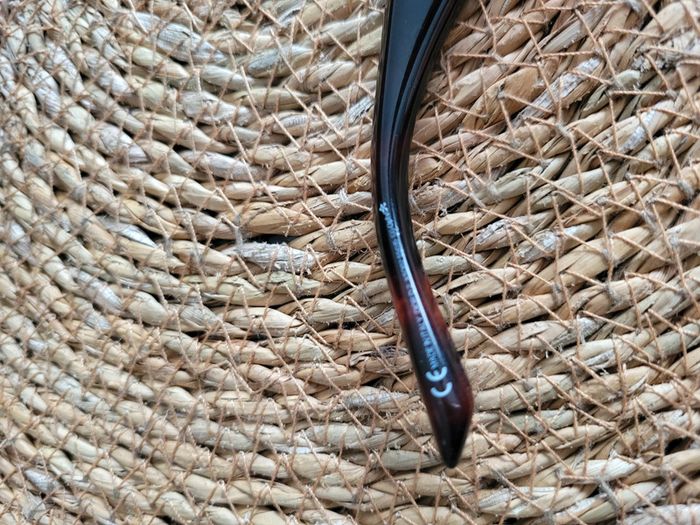 Lunette de soleil dior. - photo numéro 9