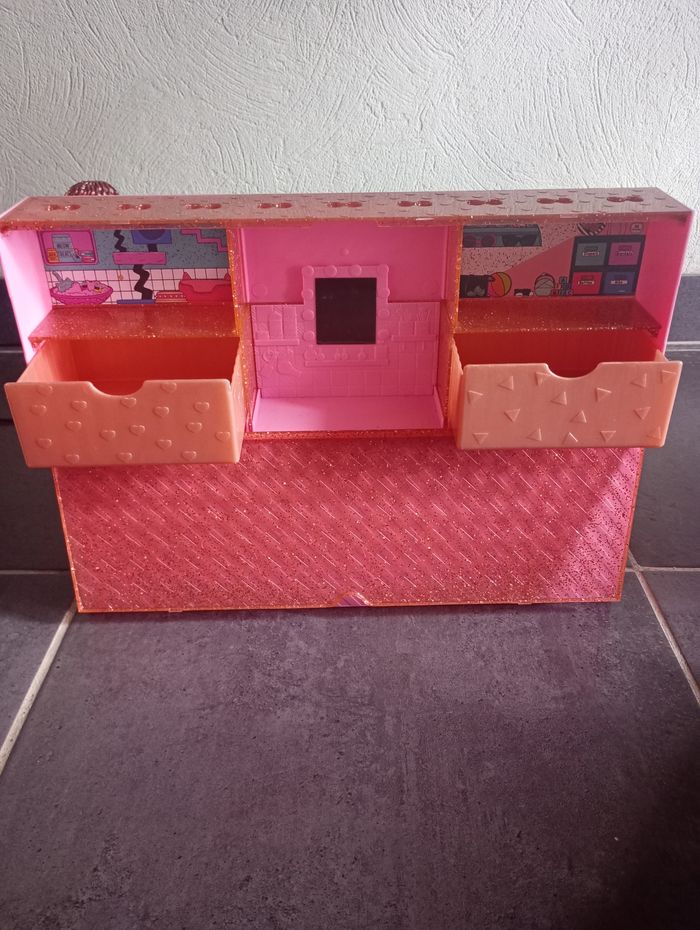 Vitrine Poupée lol surprise - photo numéro 4