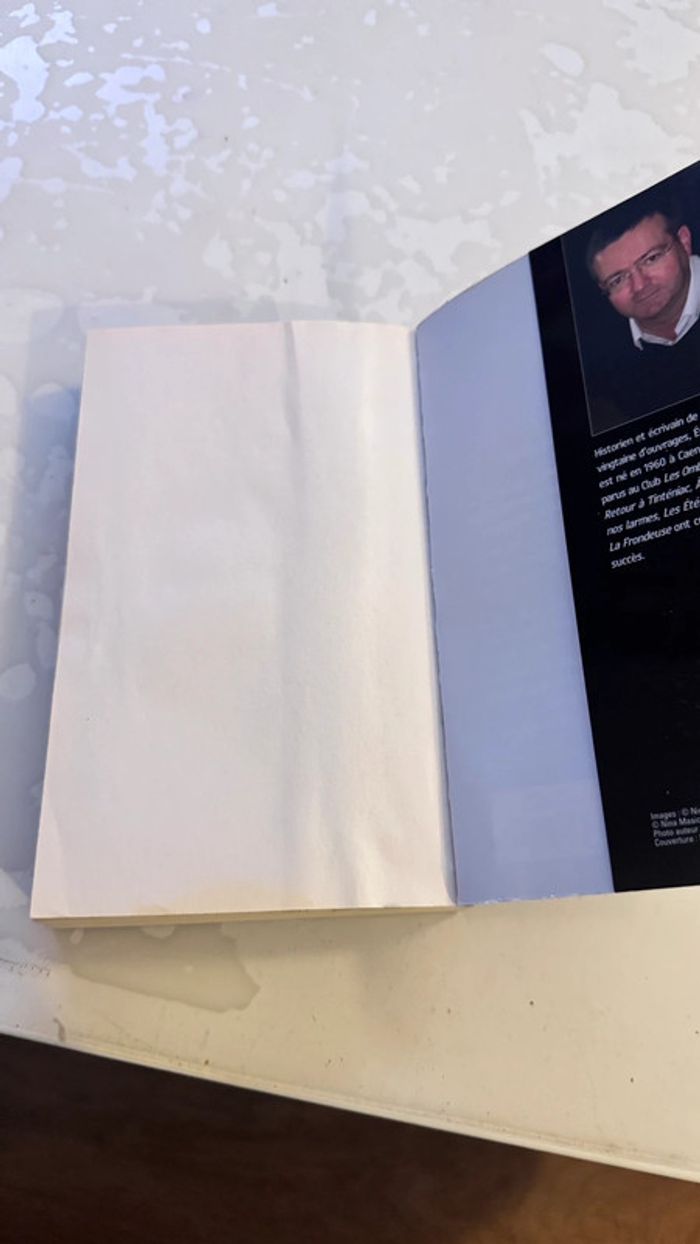 Roman Retour à Glenmoran d’Éric Le Nabour - Édition exclusive France Loisirs - photo numéro 4