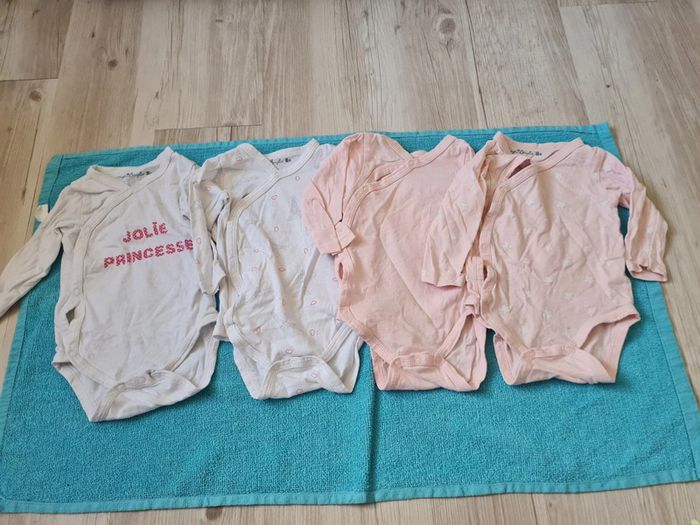 4 body 6mois
