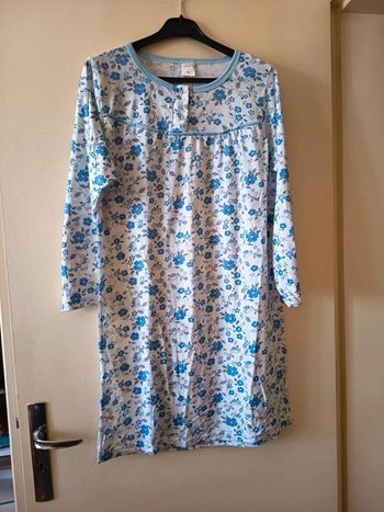 Chemise de nuit marque ysa.
