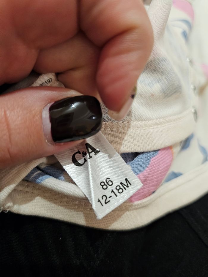 Lot de 3 bodys taille 18mois - photo numéro 2