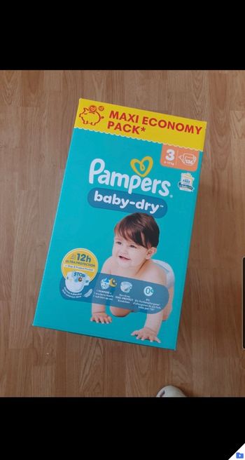 Couches pampers taille 3