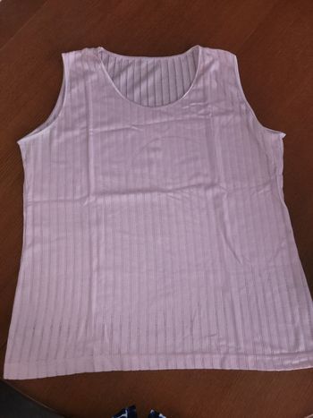 Tee-shirt sans manches T.44