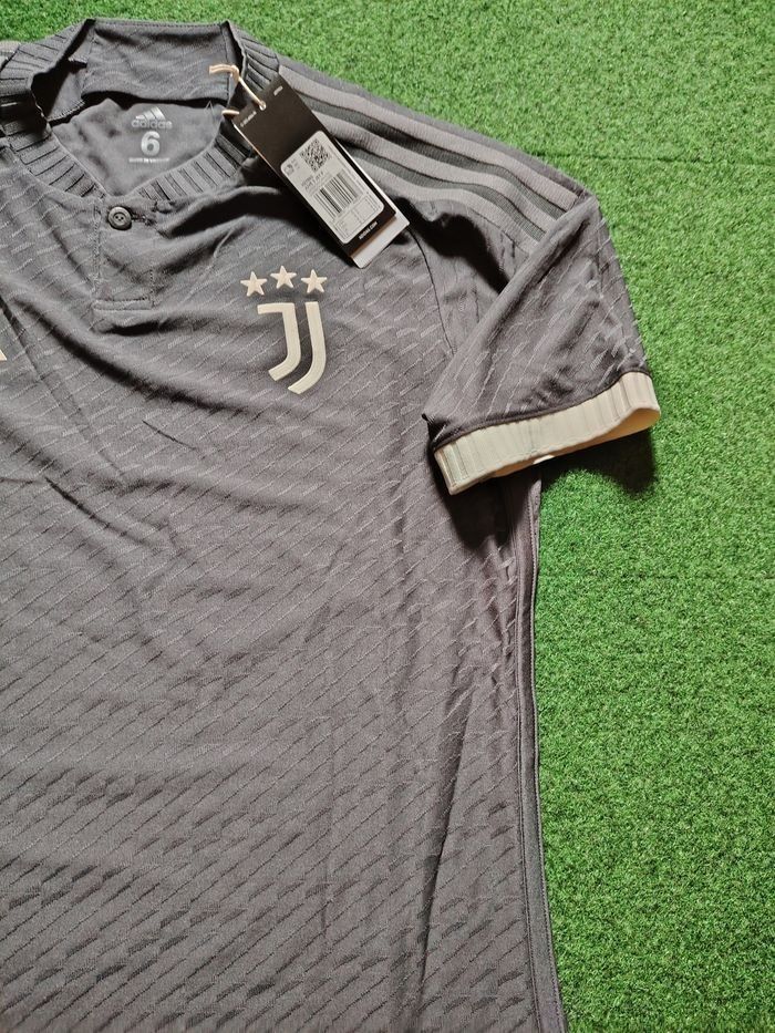 Maillot stock professionnel de la Juventus - photo numéro 8