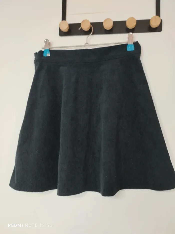 Jolie jupe trapèze taille S - photo numéro 4