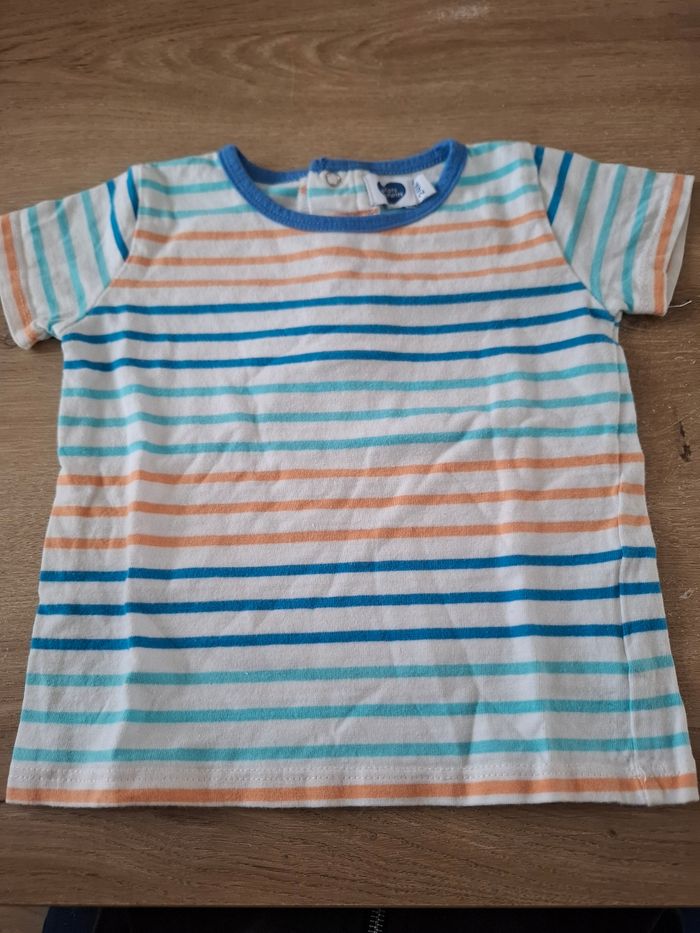 Tee shirt