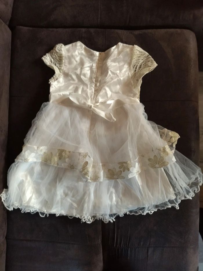 Robe de cérémonie - photo numéro 2