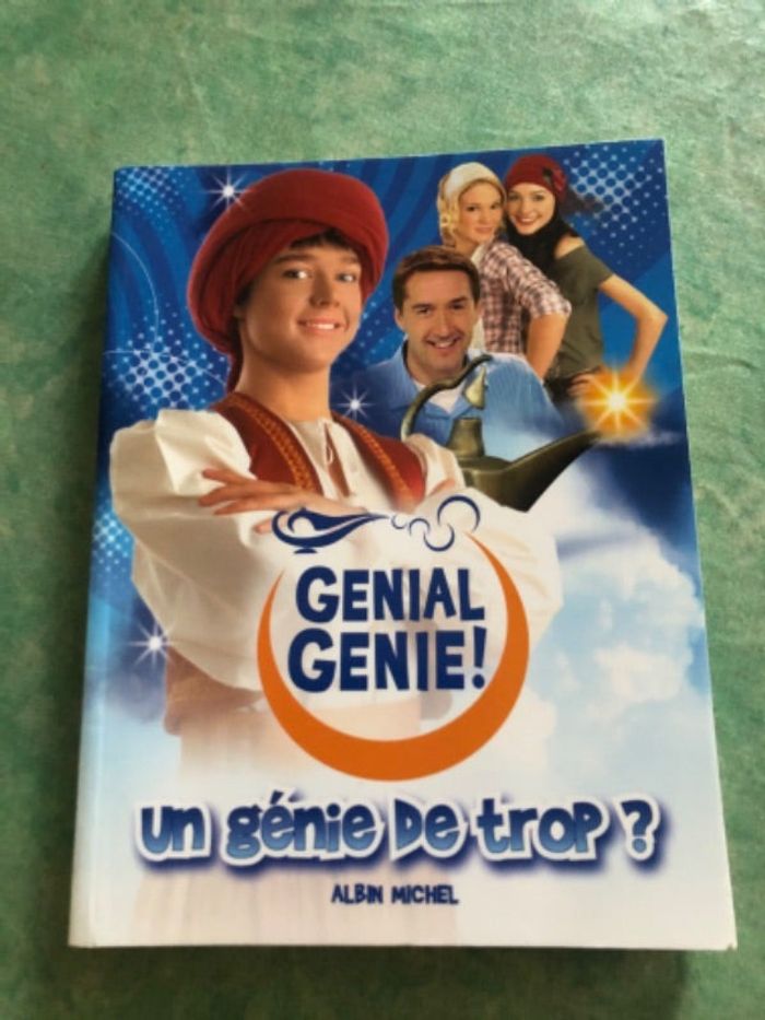 Génial génie. Un génie de trop. Neuf