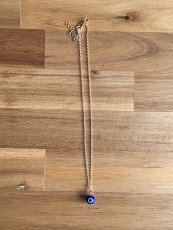Collier avec pendentif