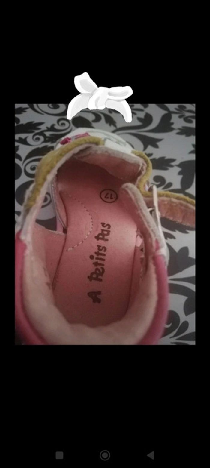 Chaussures blanches avec broderie taille 17 A petits pas - photo numéro 5
