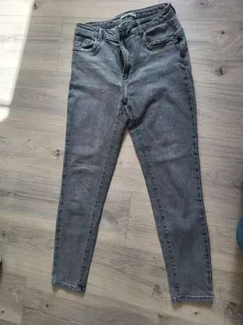 Jean 42