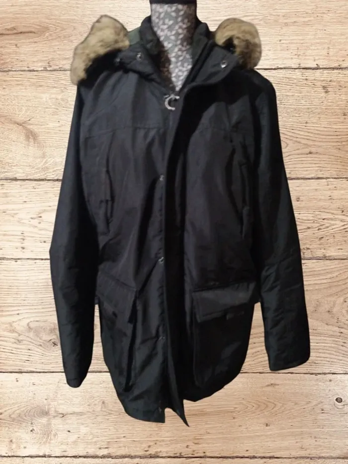 Manteau a capuche