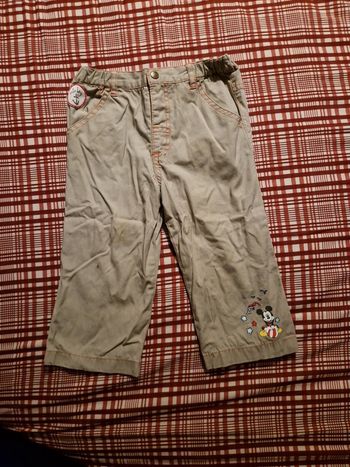 Pantalon beige mickey