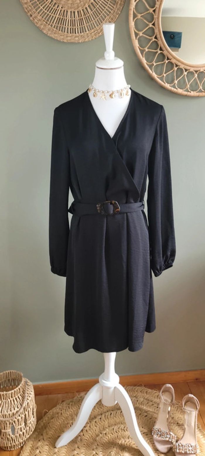 Jolie robe Etam Taille 38 Parfait état - photo numéro 2