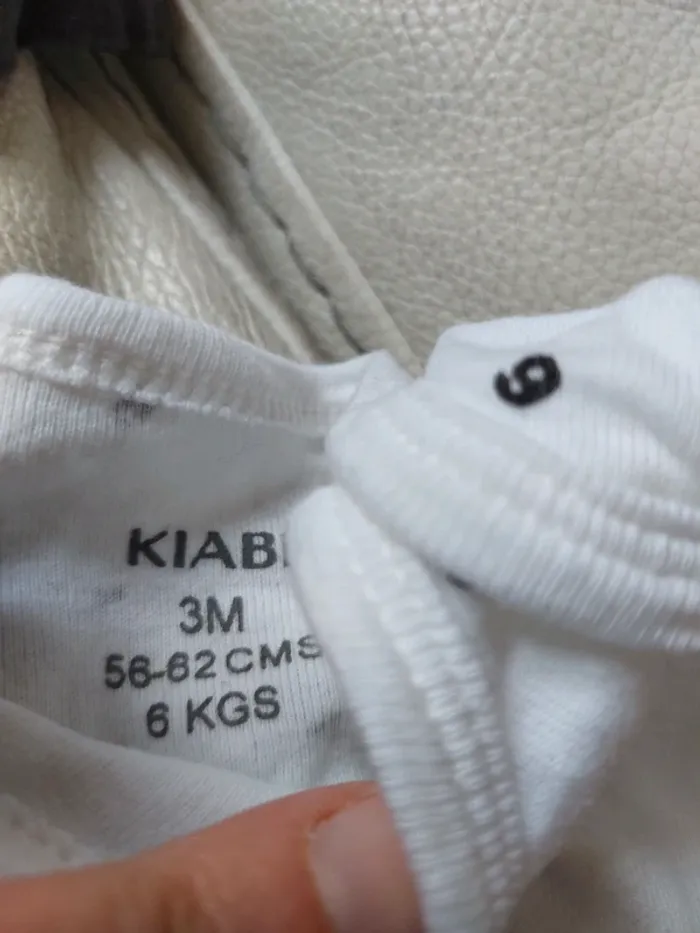 Lot de 7 articles vêtements bébé 3 mois - photo numéro 14
