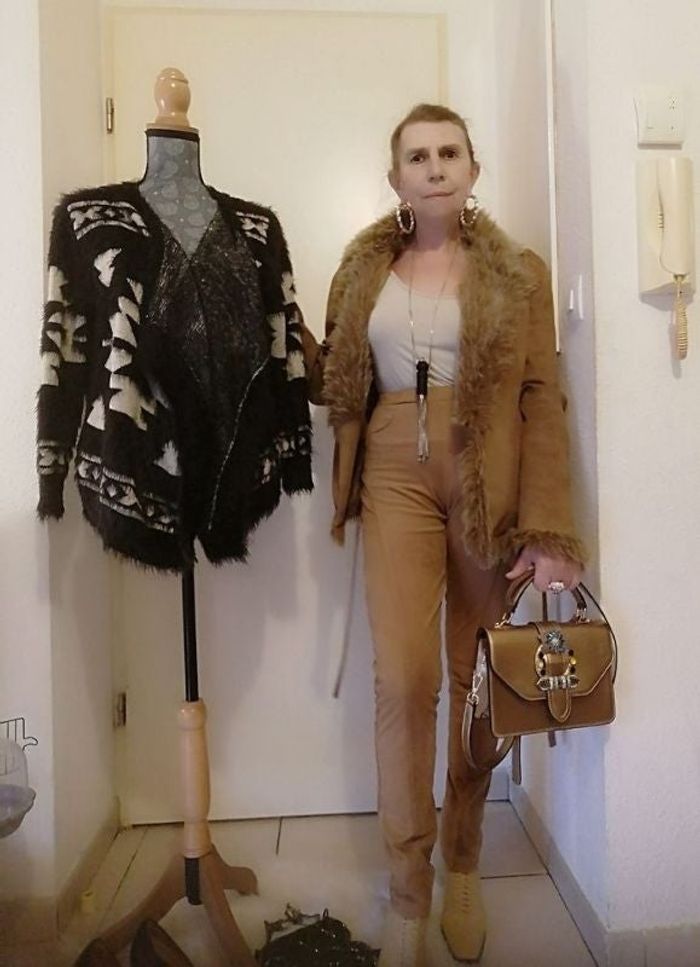 Pantalon doux LAURIE & JOE model déposé