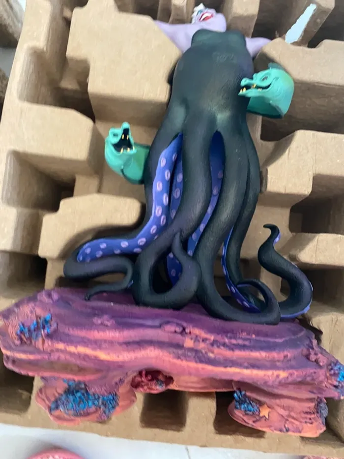 Figurine disney ursula - photo numéro 2