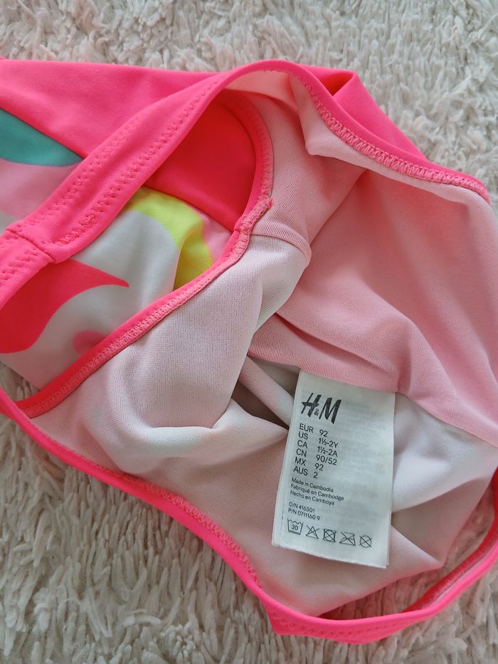 Maillot de bain fluo 2 ans - photo numéro 3