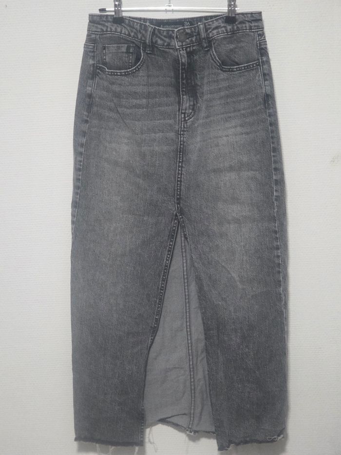 Jupe jean stradivarius taille 36