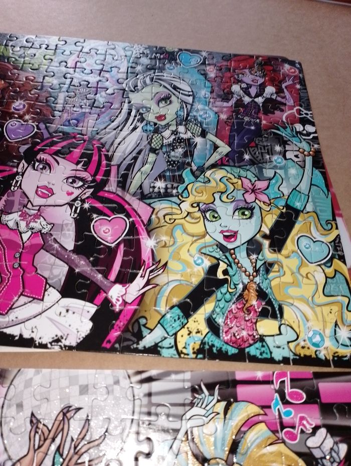 Lot de 2 puzzles monster high TBE complet - photo numéro 9