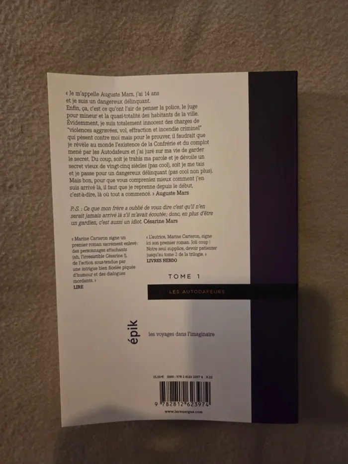 Les Autodafeurs, Tome 1 : Mon frère est un gardien de Marine Carteron - photo numéro 2