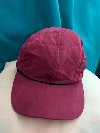 Casquette bordeaux neuve – Écriture chinoise brodée – Taille 59 cm