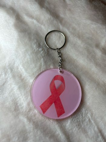 Porte clé octobre rose