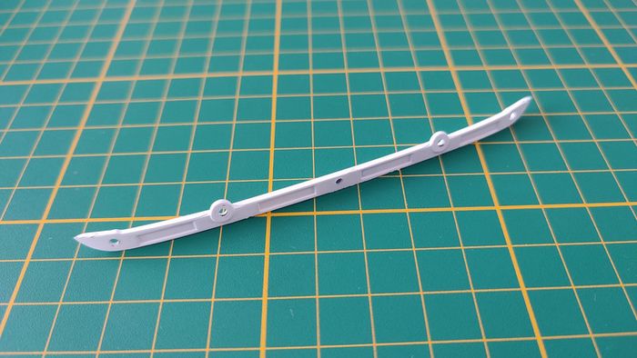 Plaque de fixation des charnières 94C pièce Porsche 911 Carrera RS 2.7 1/8 1/8ème Altaya #B37 - photo numéro 2