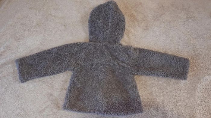 Veste fille 12 mois - photo numéro 2