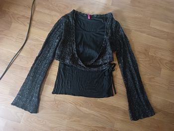 Haut avec boléro intégrée