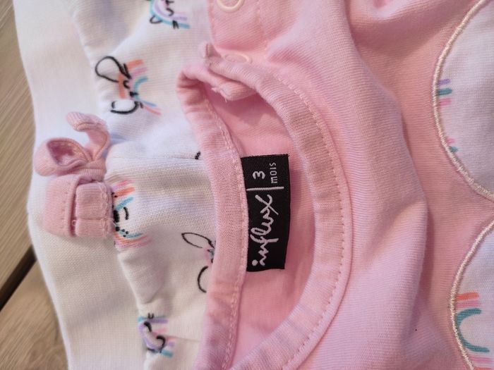 Ensemble Rose et blanc 3 mois - photo numéro 3